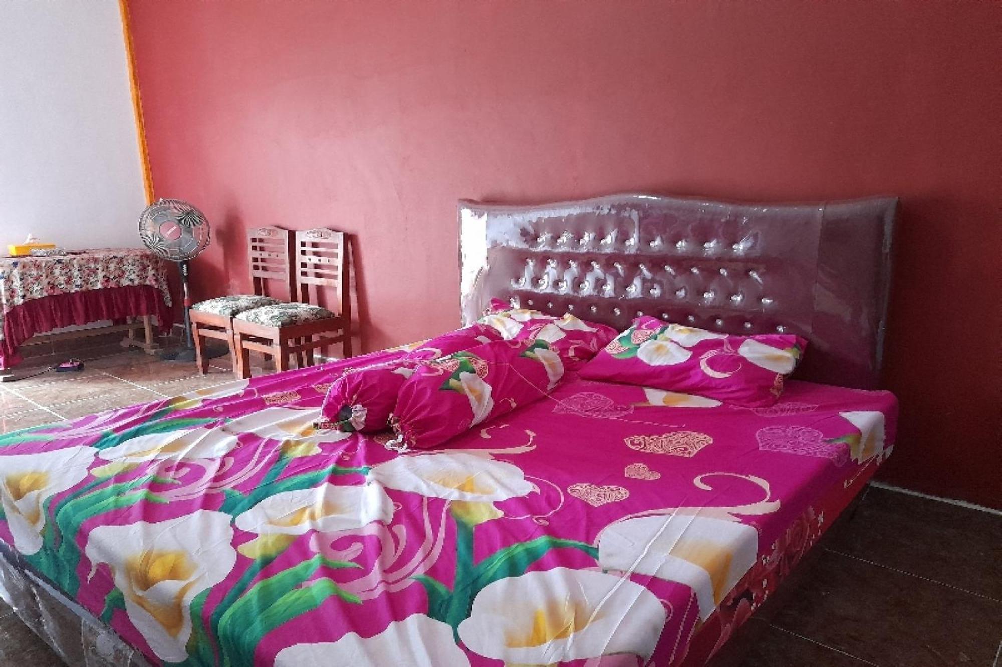 OYO HOMES 91248 Desa Wisata Banding Agung Danau Ranau Bagian luar foto