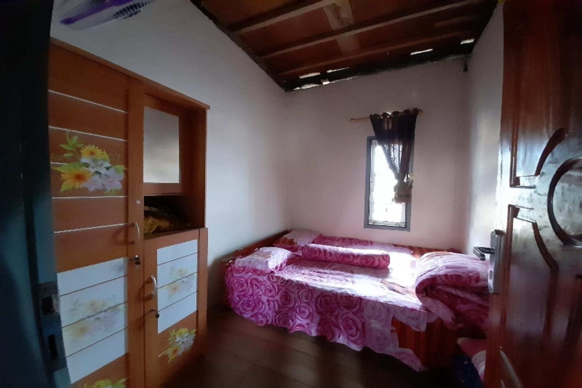 OYO HOMES 91248 Desa Wisata Banding Agung Danau Ranau Bagian luar foto